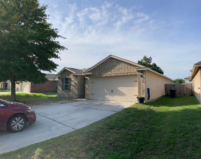 Primary Photo - 4047 Pedernales River Ln