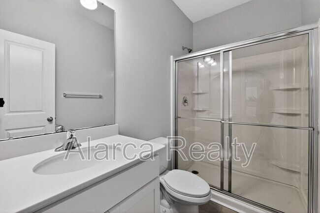 Building Photo - 147 Cherry Birch St