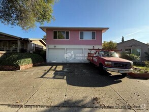 Building Photo - 1 bedroom in Oakland CA 94619