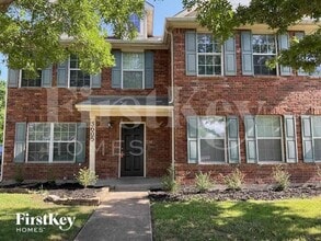 Building Photo - 3605 Smoketree Dr