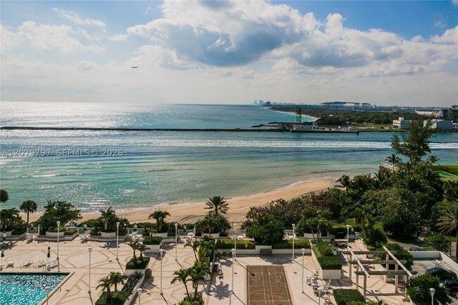 Building Photo - 2100 S Ocean Dr