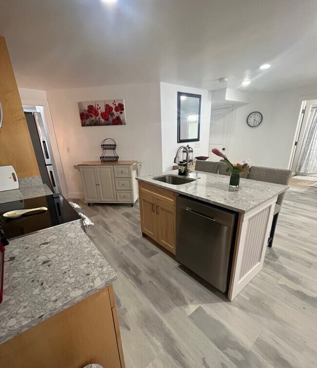 Building Photo - 9299 N Prairie Dunes Way
