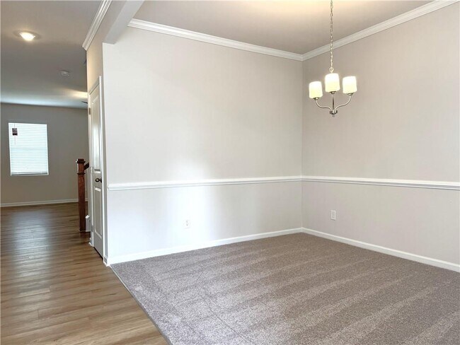 Building Photo - 273 Bloomfield Cir