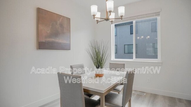 Building Photo - 429 Willow Leaf Rd
