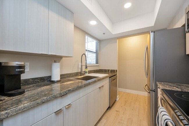 Building Photo - 6861 N 2200 W