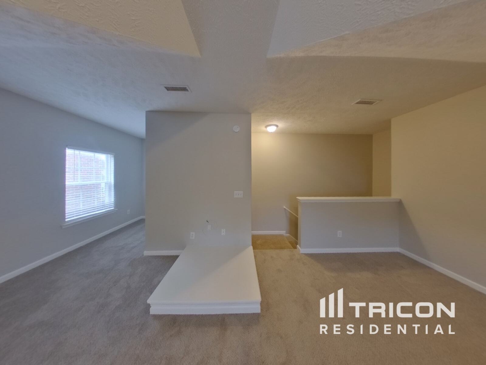 Building Photo - 2156 Aberdeen Cir