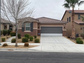 Building Photo - Wonderful 3 bed/3 bath home located in N. Las Vegas