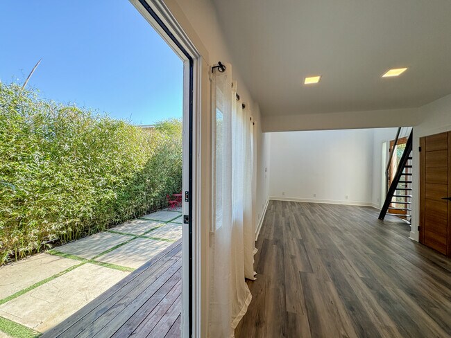 Building Photo - 2522 Gleason Ave