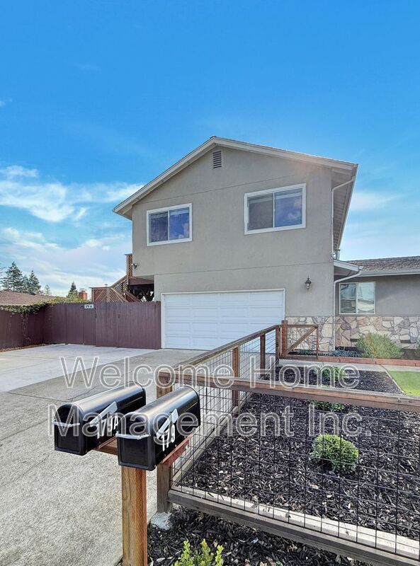 Building Photo - 179 Brown Dr