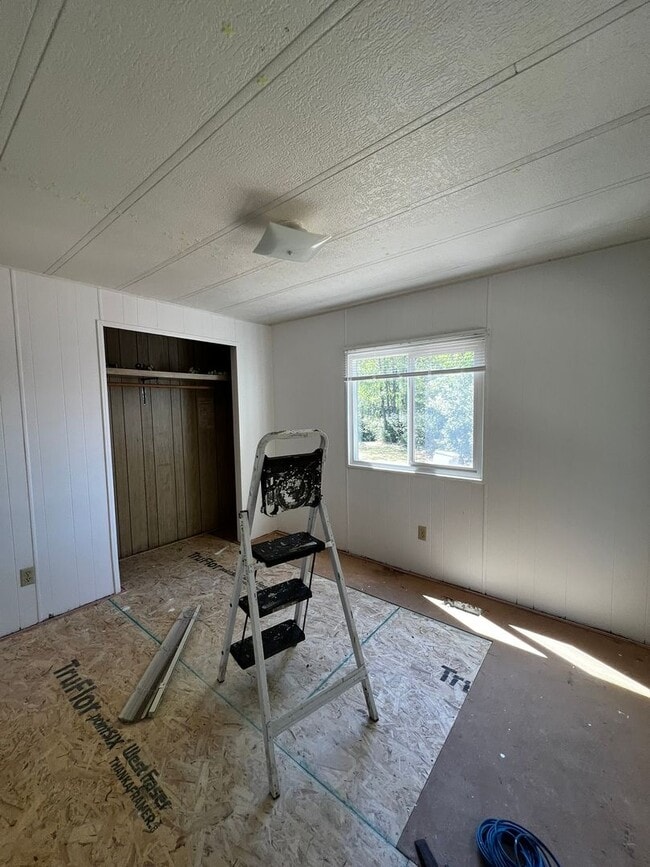Building Photo - Remodeled 3BD 2BA in Ferndale!