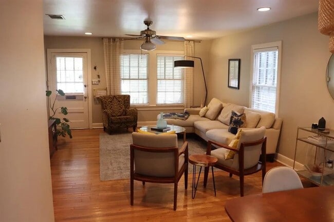 Building Photo - 1200 Alegria Rd