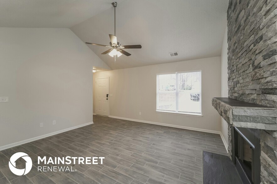 Building Photo - 430 Cedarcroft Dr