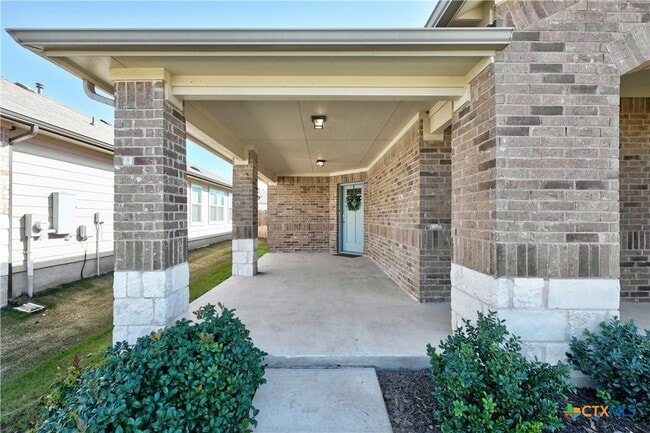 Building Photo - 118 Rochester Ln