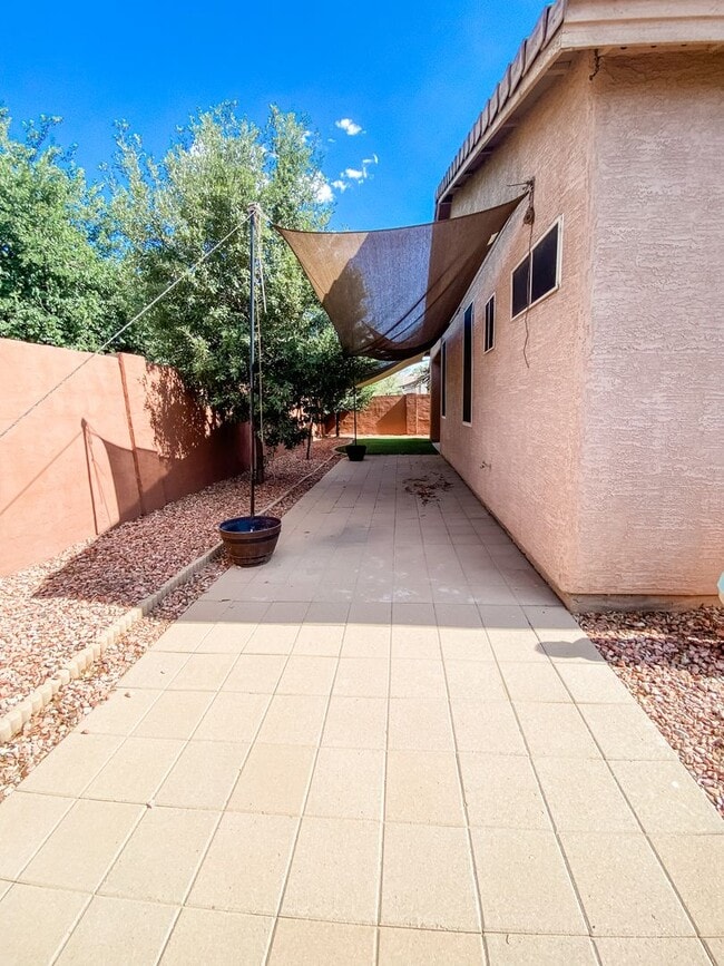 Building Photo - Beautiful 3 Bed/2 Bath home!