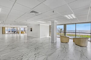 Building Photo - 3221 S Ocean Blvd