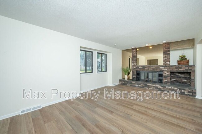 Building Photo - 1484 NW 91st St