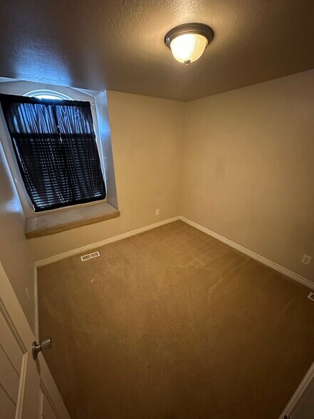Bedroom 2 - 2113 N 550 W