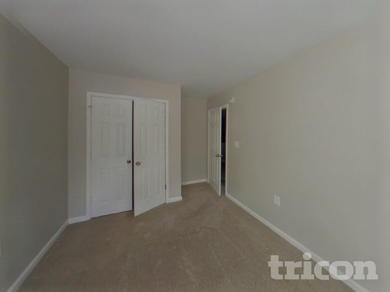 Building Photo - 2396 Grove Ct