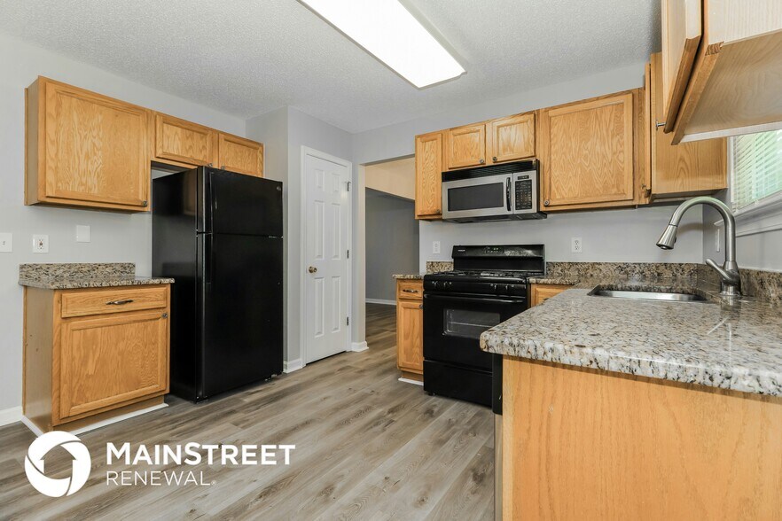 Building Photo - 13 Rosebury Ct