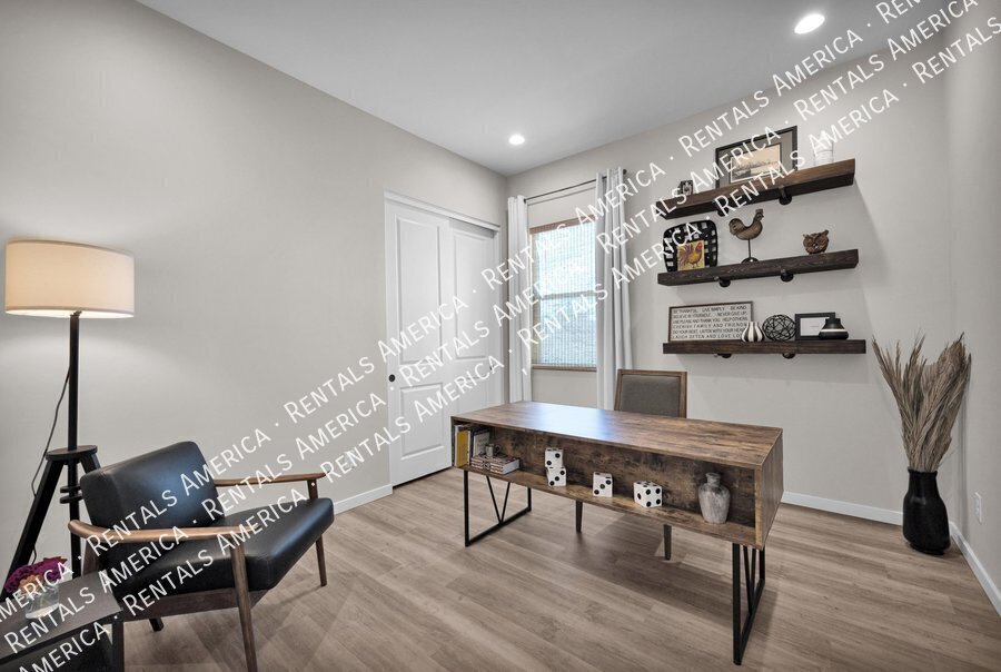 Building Photo - 22700 E Arroyo Verde Dr