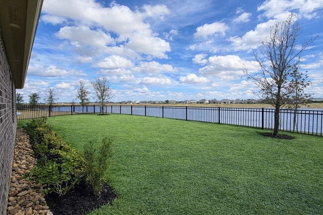 Building Photo - 3073 Emerald Ocean Dr