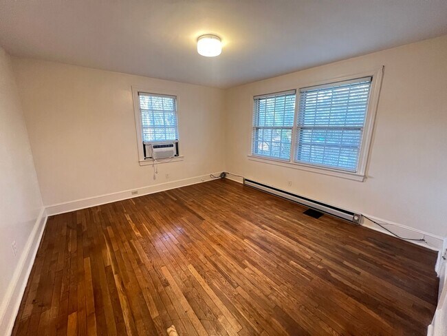 Building Photo - 308 Fifth Street-Triplex