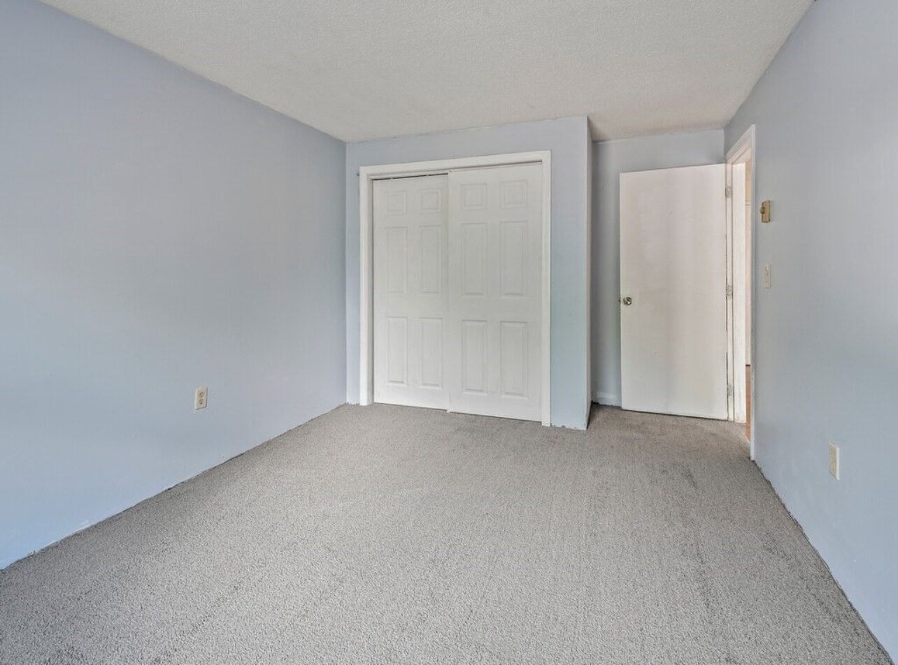 Building Photo - 80 Stanton St