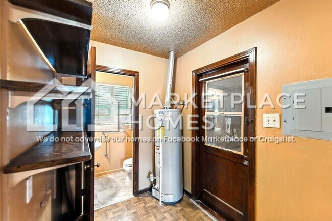 Building Photo - 2603 Kaiser Dr