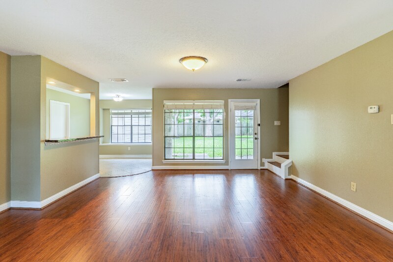 Building Photo - 2414 Cypress Hill