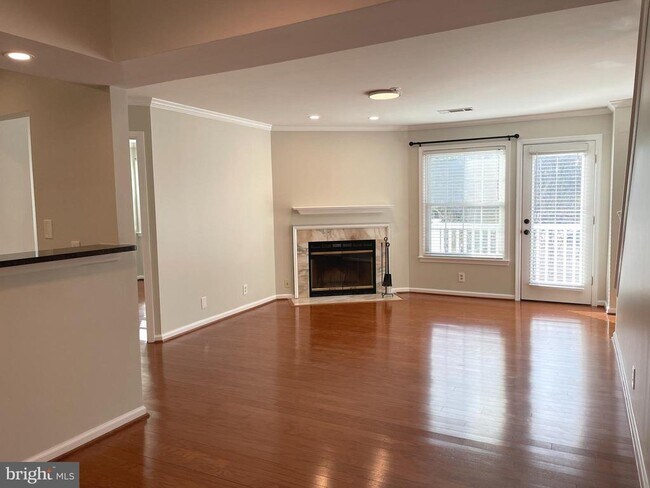 Building Photo - 5804 Inman Park Cir