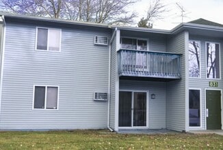 Building Photo - 839 S Clinton St