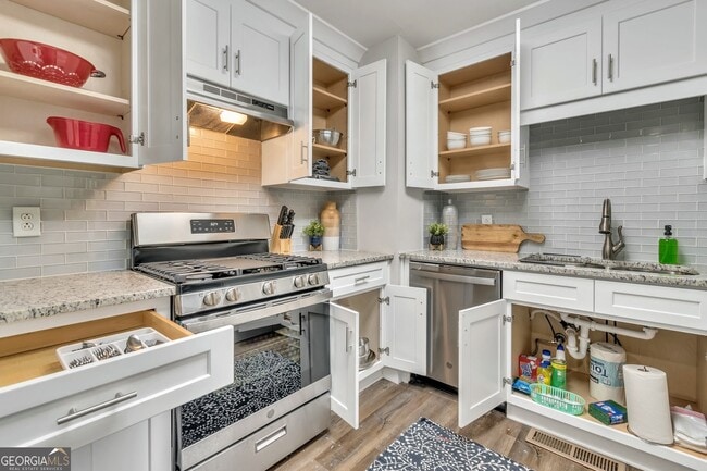 Building Photo - 4589 Ryan Rd