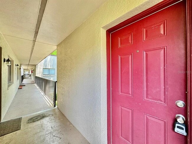 Building Photo - 11703 Raintree Village Blvd