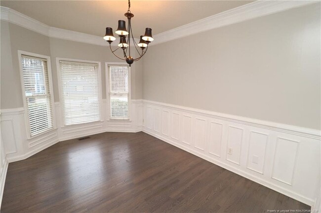 Building Photo - 2704 Thurrock Dr