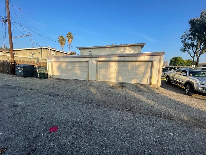Building Photo - 405 Silverwood Ave