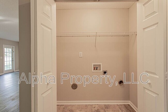 Building Photo - 3 Glassglenn Dr