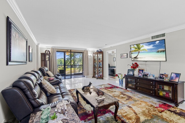 Building Photo - 15355 Lakes of Delray Blvd