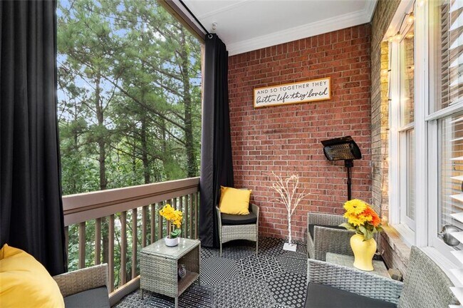 Building Photo - 1286 Creekside Terrace SE