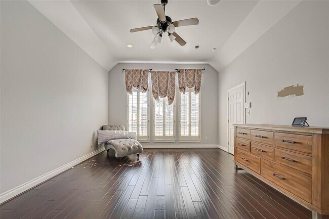 Building Photo - 5422 Linden Rose Ln