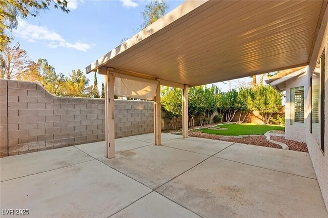 Building Photo - 8528 Sierra Cima Ln