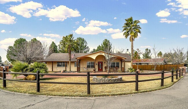 Building Photo - Upper Valley 3 Bedroom 2 Bath
