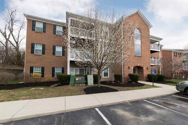 Primary Photo - 613 Ivy Ridge Dr
