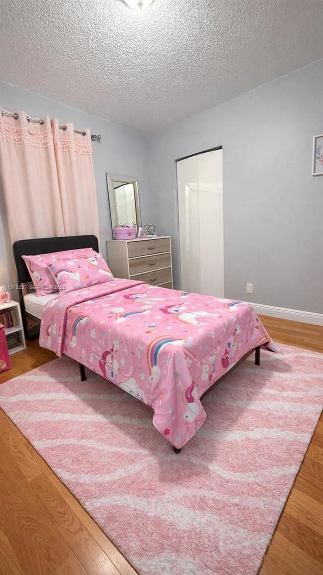 Building Photo - 6305 Hayes St