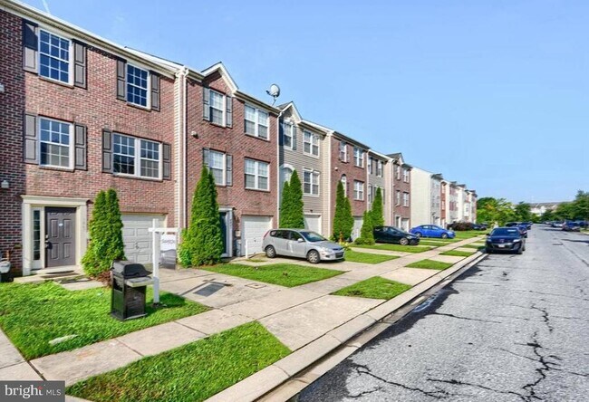 Building Photo - 9863 Decatur Rd