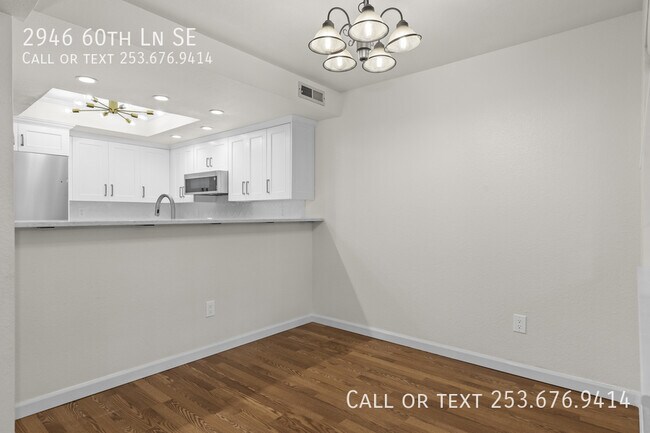 Building Photo - 2946 60th Ln SE