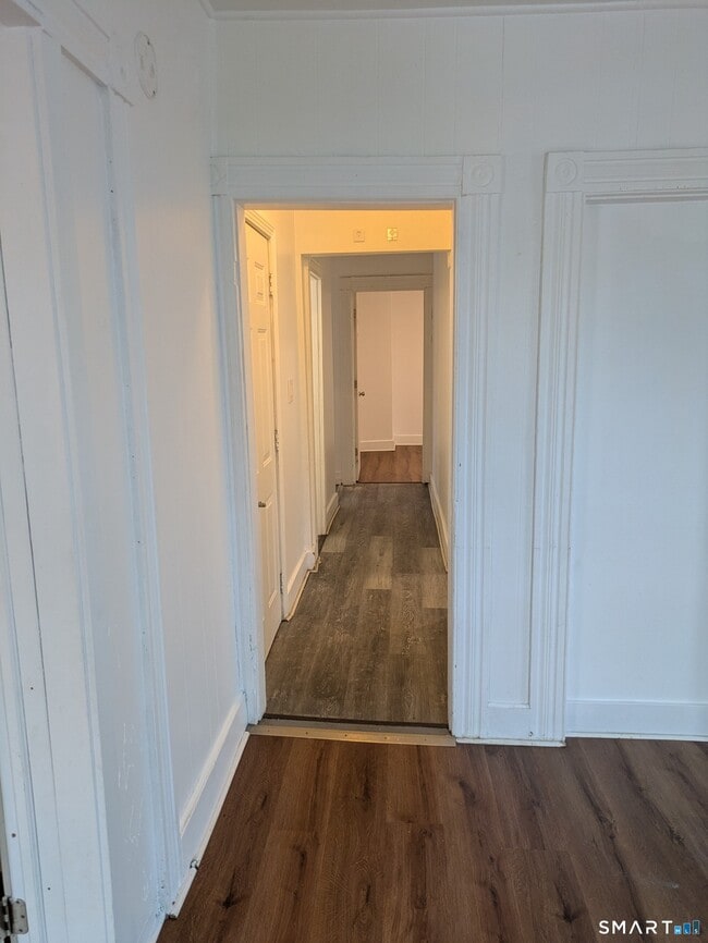 Building Photo - 71 E Pearl St