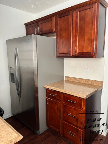 Building Photo - 2924 Pioneer Ave