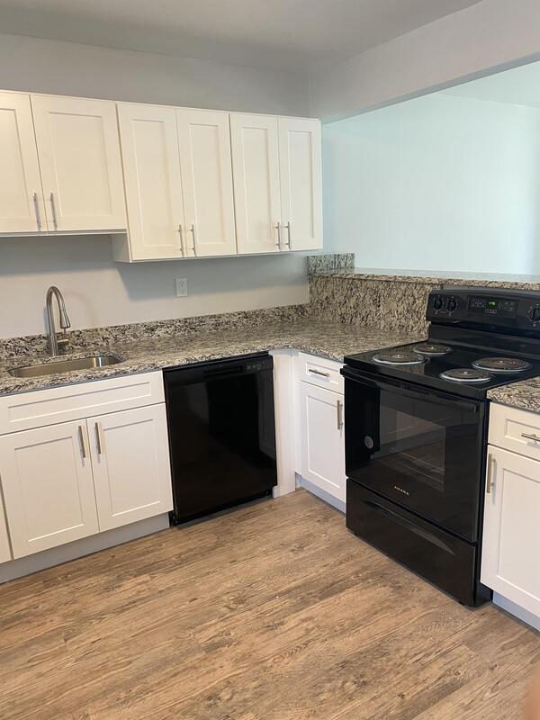 Building Photo - 18272 Sidney Ave