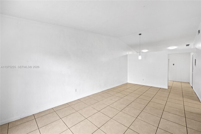 Building Photo - 7570 NW 173rd Ln