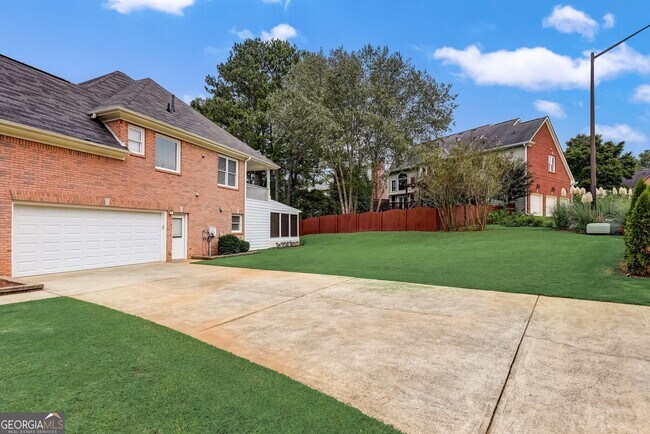 Building Photo - 950 Wilde Run Ct